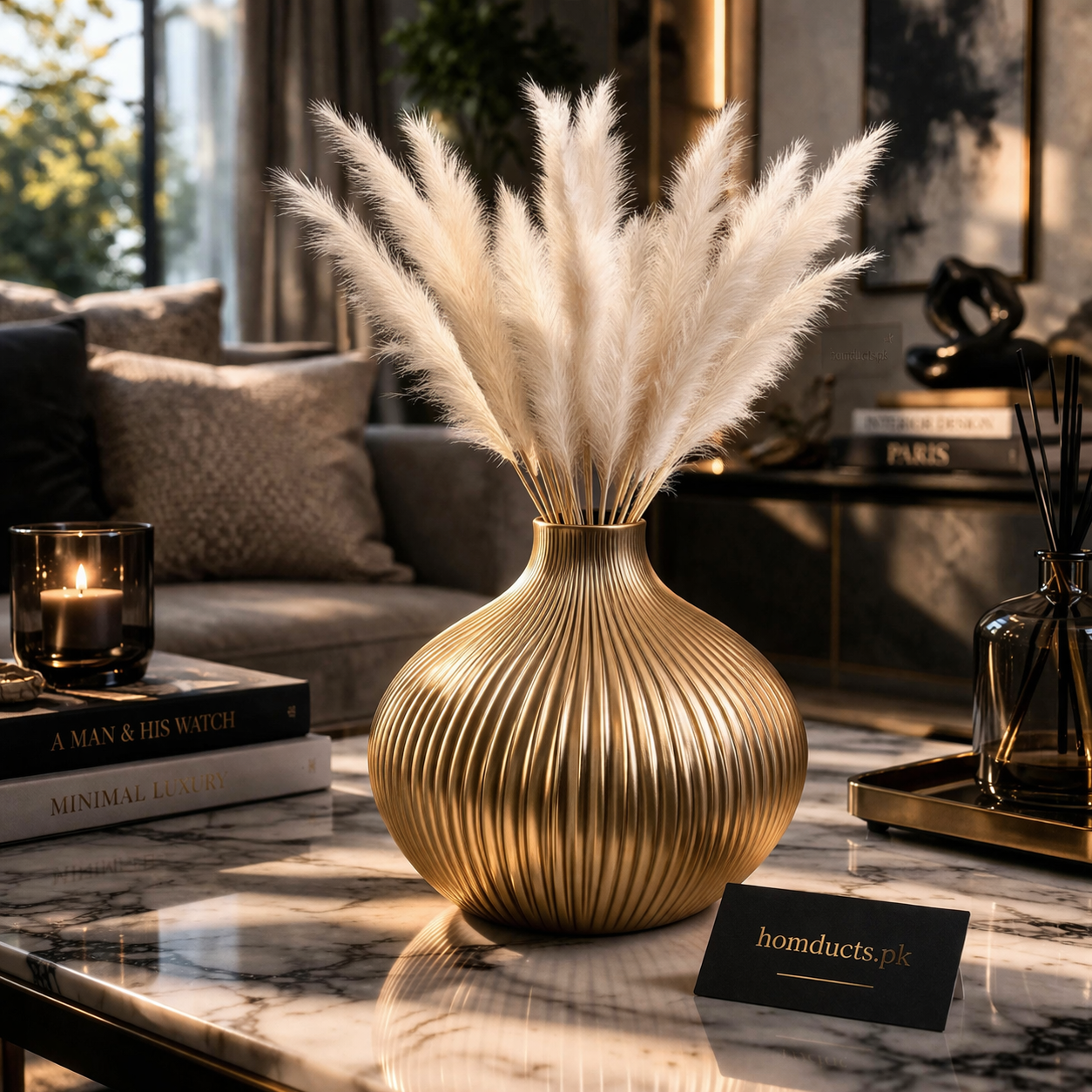 Luxury Ribbed Gold Vase with Pampas – Elegant Decorative Table Accent (1 Piece)