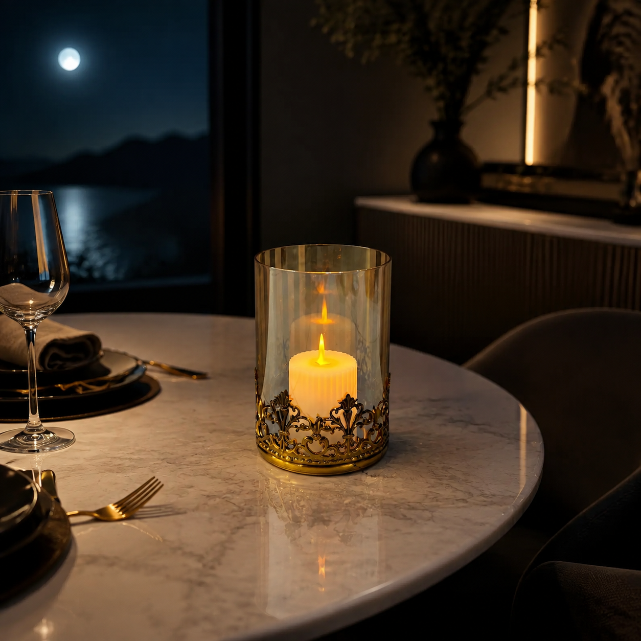 Luxury Decorative Candle Holder – Elegant Classic Design