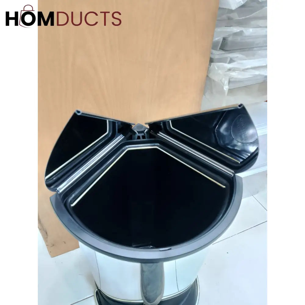 Triangular Dustbin 12L