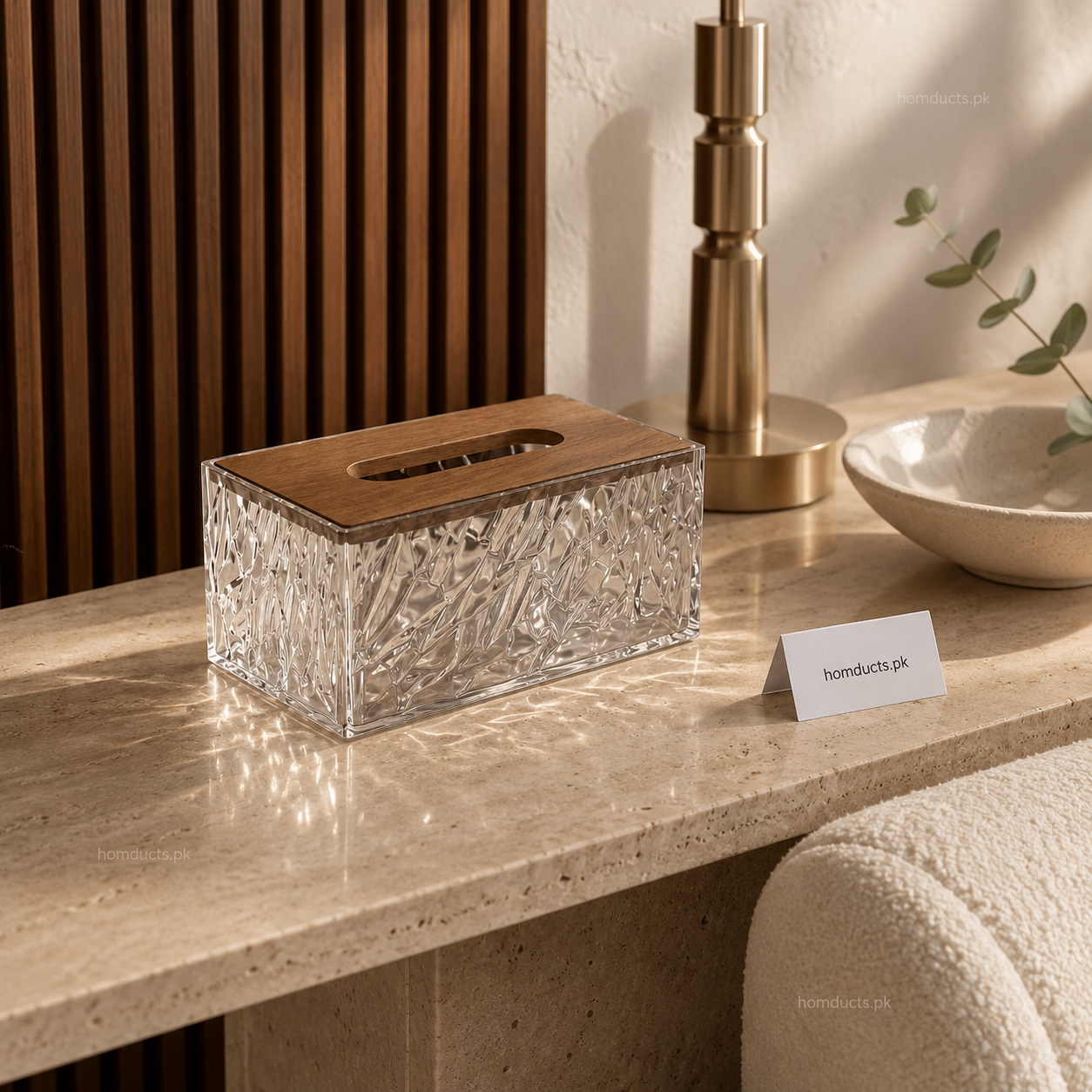 Luxury Crystal Tissue Box with Wooden Lid – Elegant Transparent Tissue Holder