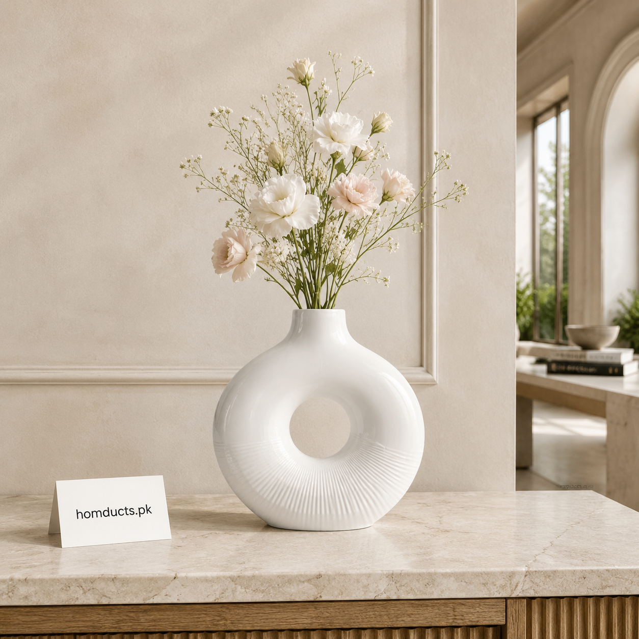 Luxury White Ceramic Donut Vase with Textured Design – Modern Decorative Flower Vase for Home Décor