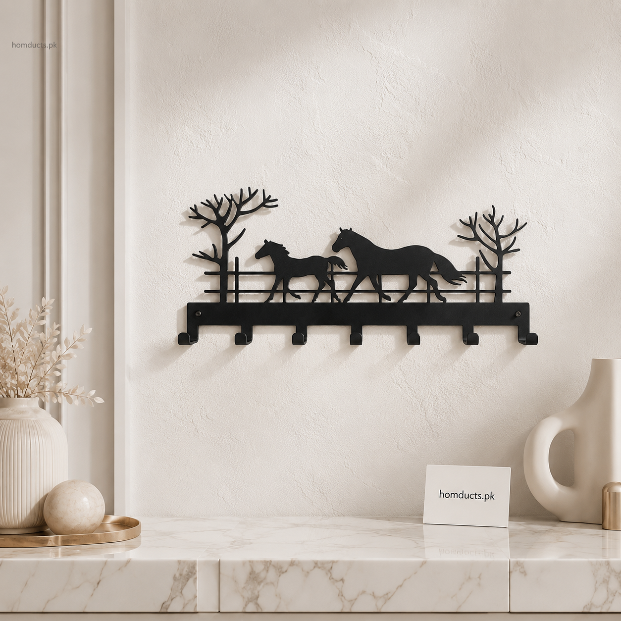 Horse Design Metal Wall Key Holder with 7 Hooks – Decorative Black Wall Mounted Organizer