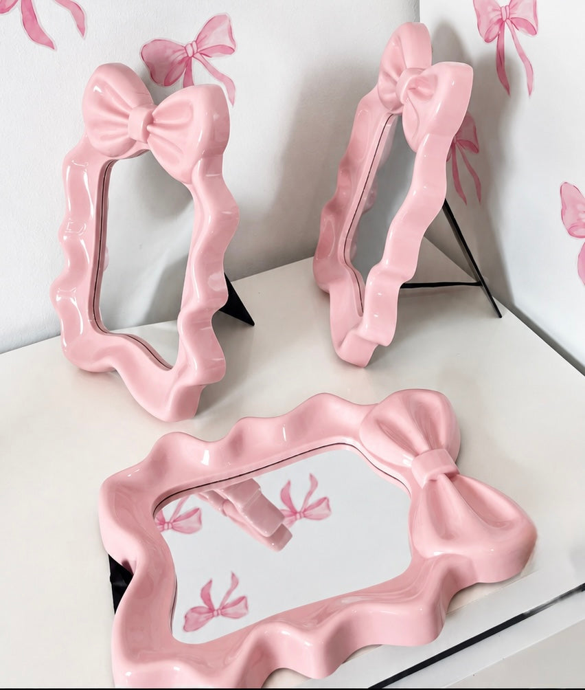 Cute Bow-Shaped Tabletop Vanity Mirror