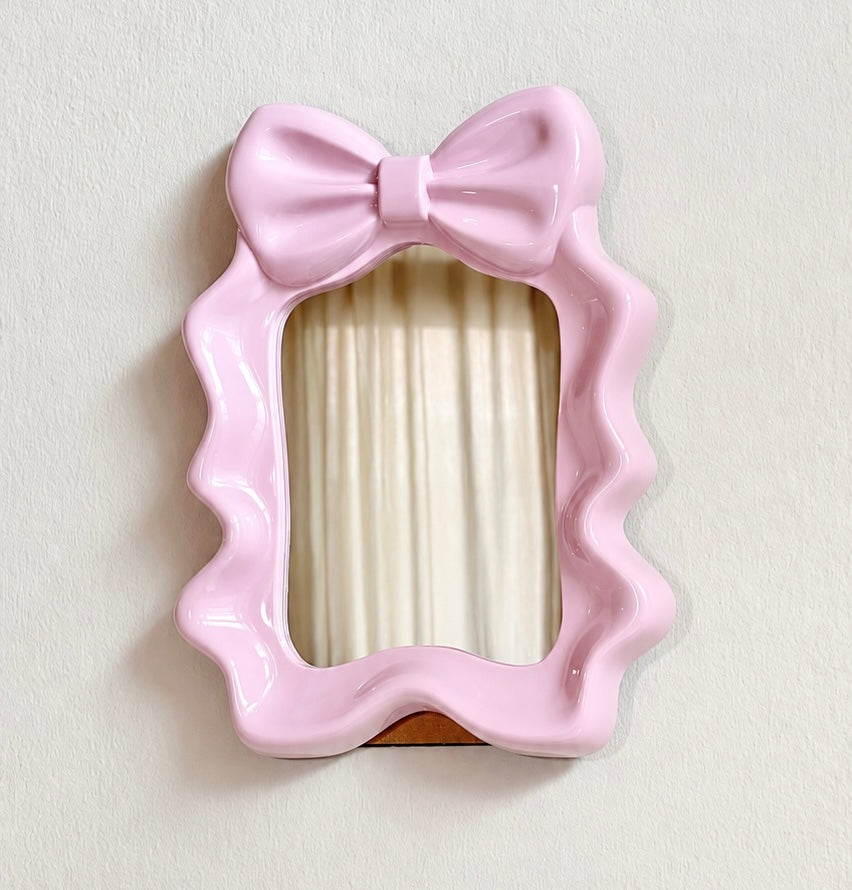 Cute Bow-Shaped Tabletop Vanity Mirror