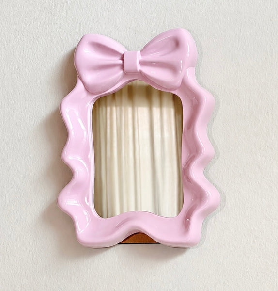 Cute Bow-Shaped Tabletop Vanity Mirror
