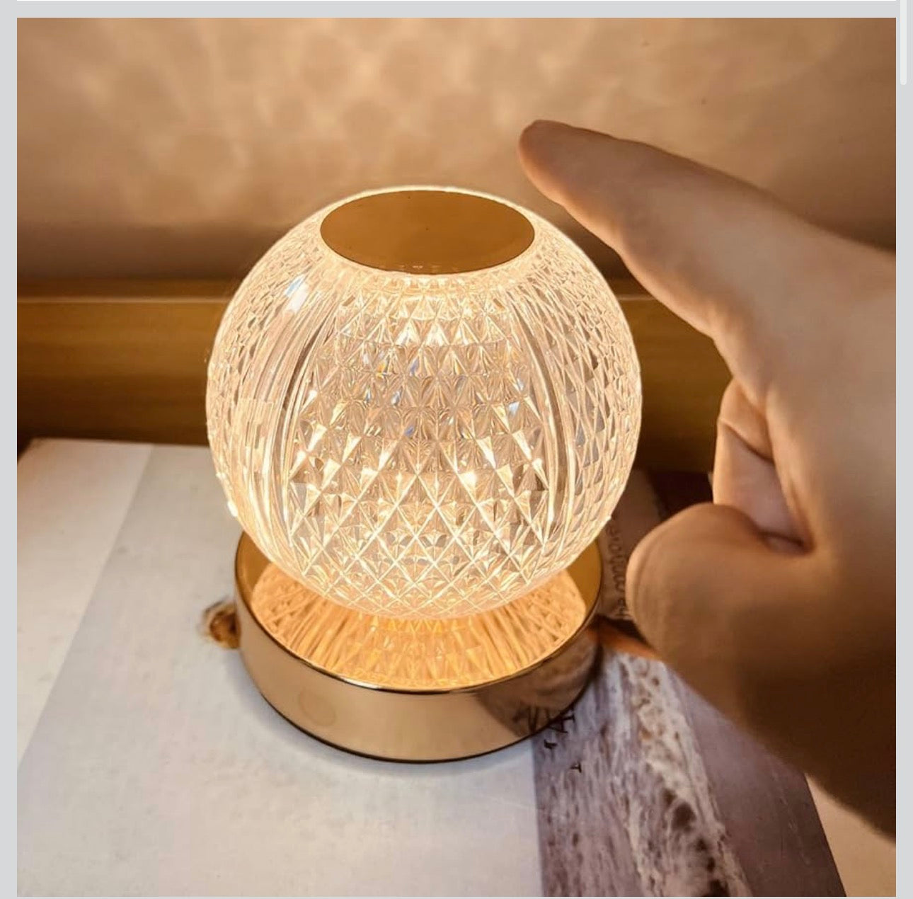 Luxury Crystal LED Table Lamp – Modern Decorative Lighting