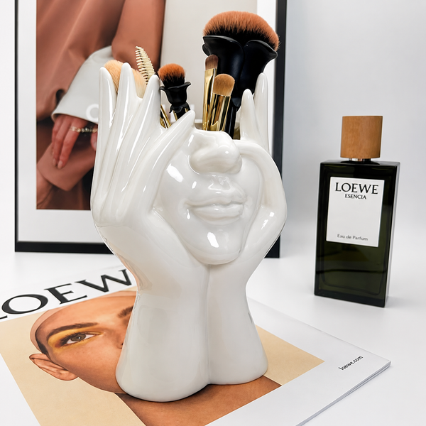 Face Planter Vase – Modern Abstract Hand Sculpture Flower Pot for Home & Office Decor