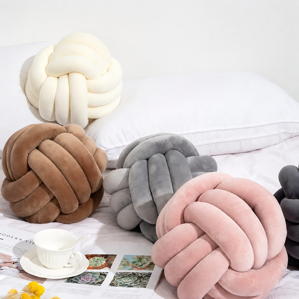 Plush Knot Ball Cushion – Soft Decorative Throw Pillow