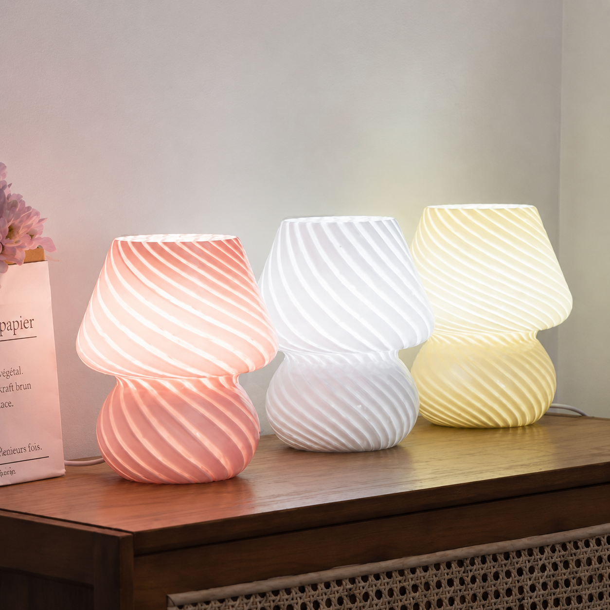 Modern Swirl LED Table Lamp – Aesthetic Mushroom Bedside Light