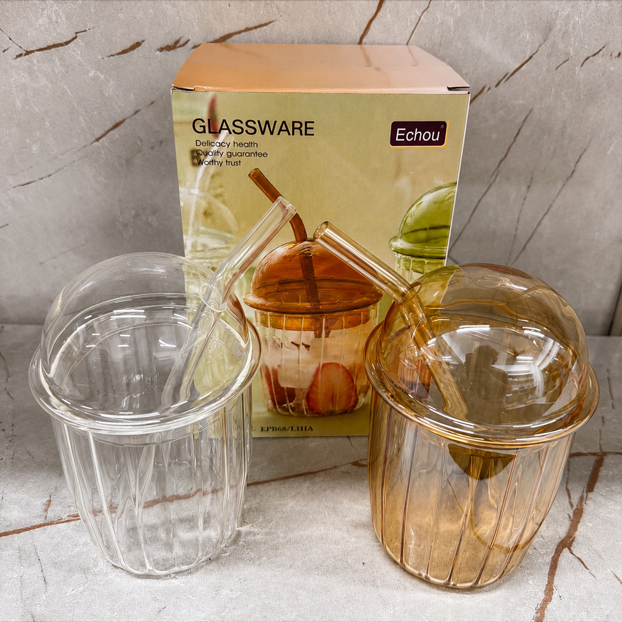 Aesthetic Glass Drinking Tumbler with Dome Cover – Single Piece