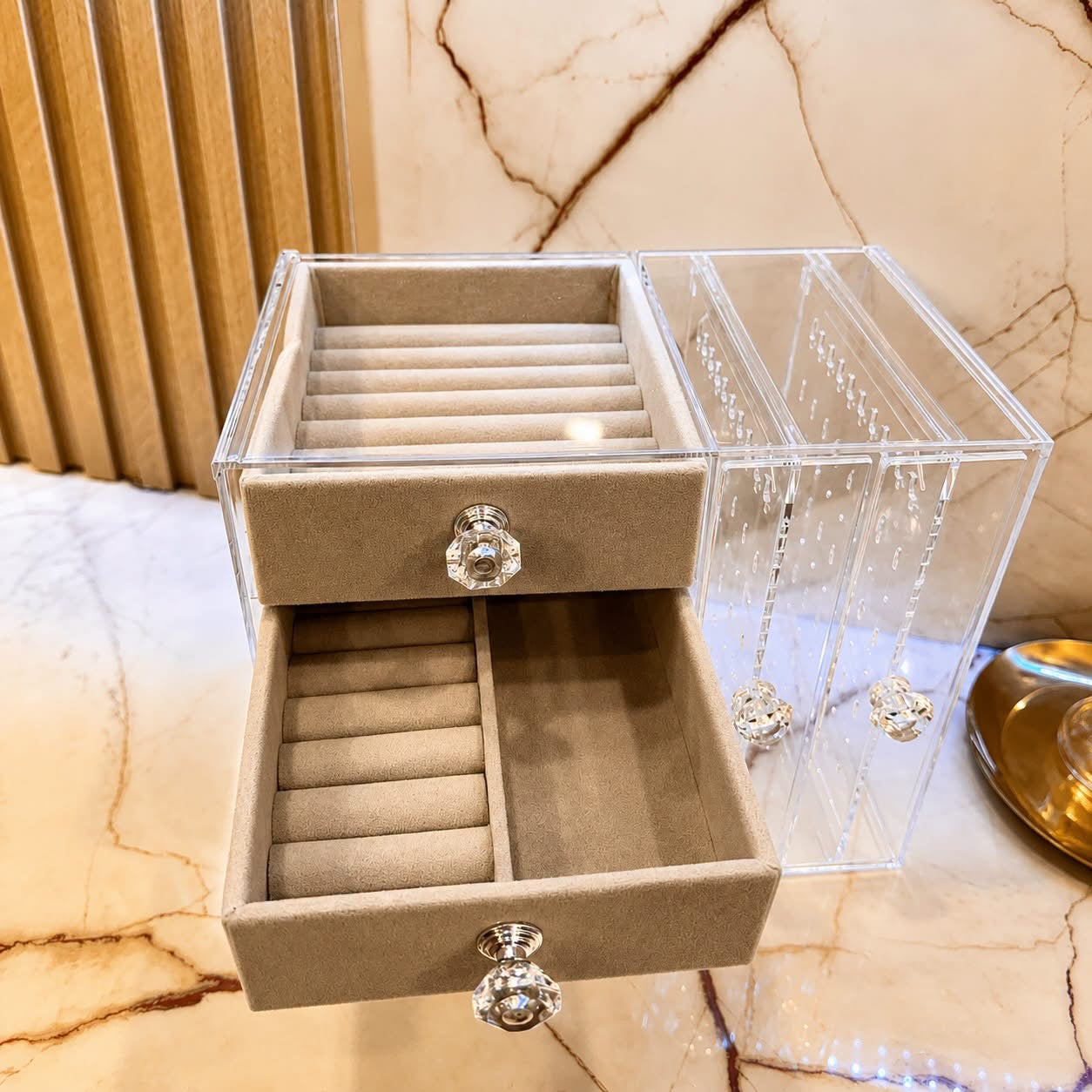 Acrylic Jewelry Organizer Box with Drawers and Earring Holder – Clear Storage Case for Rings, Watches & Accessories