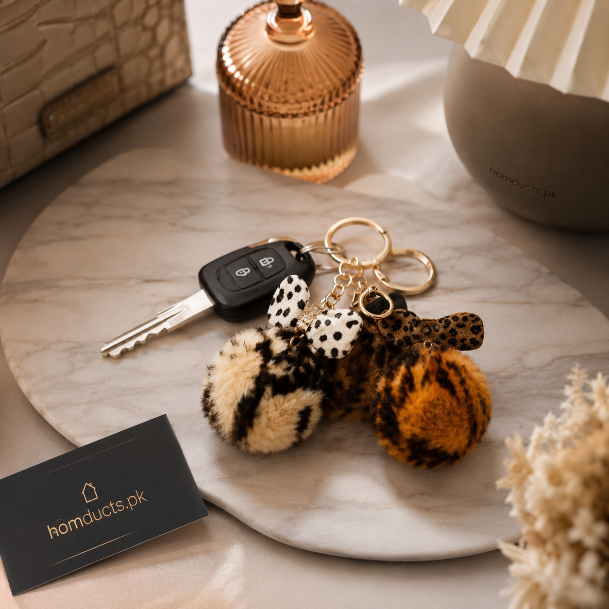 Luxury Leopard Print Fur Pom Pom Keychain Charm – Premium Fluffy Bag & Car Key Accessory For Girls (1 Pc)