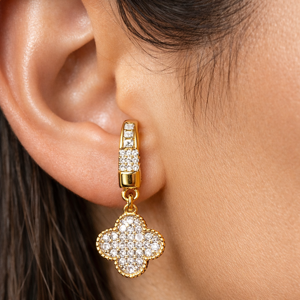 Luxury Clover Crystal Drop Earrings – Gold Plated Elegant Statement Jewelry