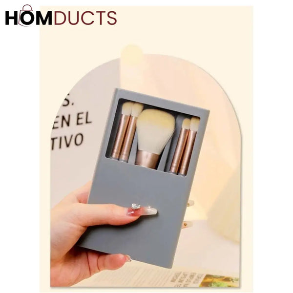 Compact Travel Makeup Brush Set with Mirror – 5-Piece Portable Cosmetic Brushes in Case for Face & Eyes