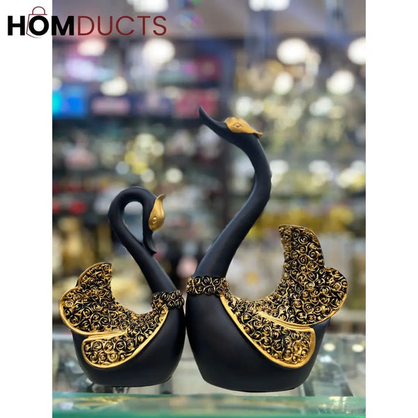 Elegant Swan Couple Statue - Perfect Wedding Gift & Home Decor