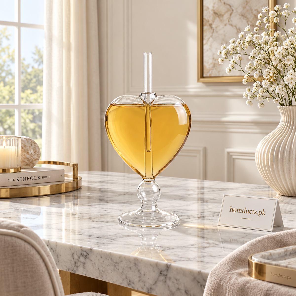Luxury Heart-Shaped Glass Sipper Cup with Built-In Straw – Clear Juice & Cold Drink Glass