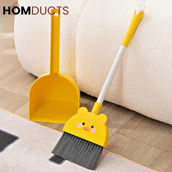 Luxury Bear Themed Broom & Dustpan Set – Cute & Compact Home Cleaning Tool