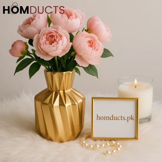 Luxury Gold Geometric Flower Vase – Elegant Decorative Centerpiece for Home & Office