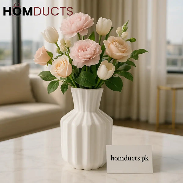 Luxury White Decorative Vase with Floral Arrangement – Elegant Home & Living Accent