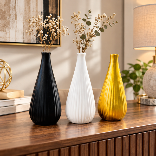 Minimal Ribbed Tapered Resin Vase