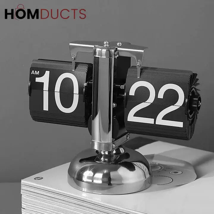 Retro Flip Clock – Vintage Style Desk Clock with Large Display Numbers