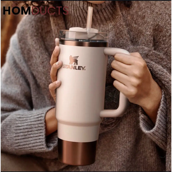 The Holiday Quencher Quencher H2.0 Flowstate Tumbler