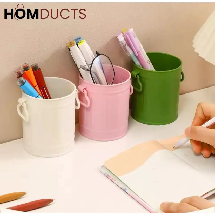 Vintage Charm Pen & Brush Holder: Retro Style Organizer for Desk & Vanity